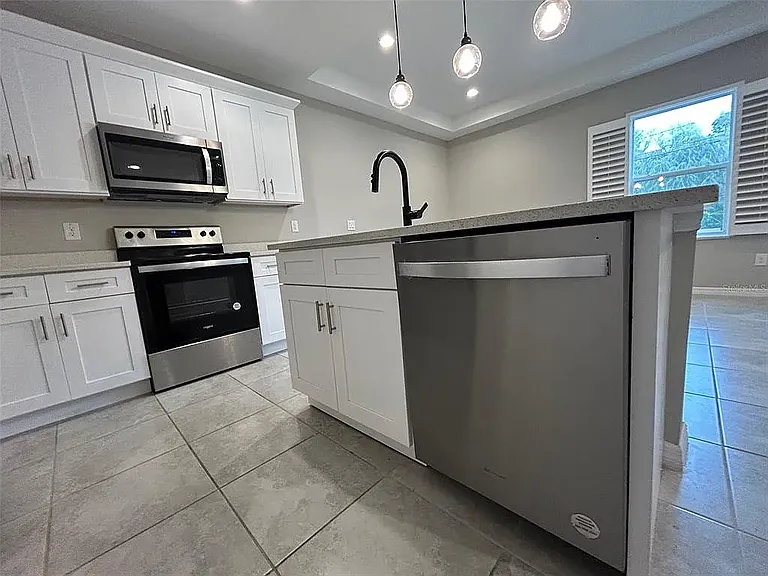 4248 S Apopka Ave — Photo 7