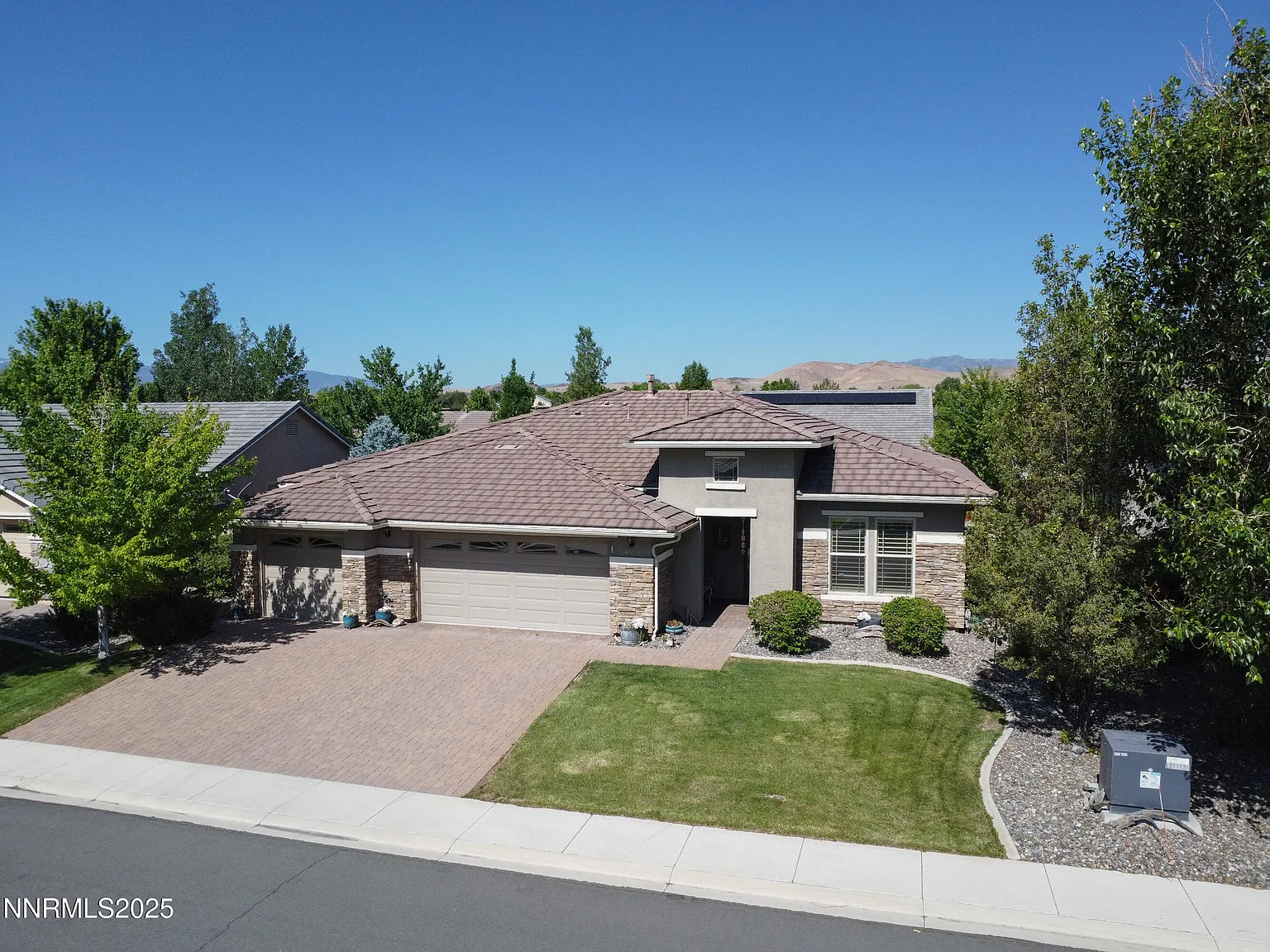 4883 Brunello Dr photo 1