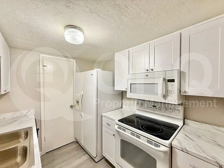 600 S Dobson Rd #41 — Photo 9