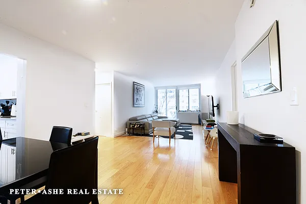 Rented by Peter Ashe | media 24