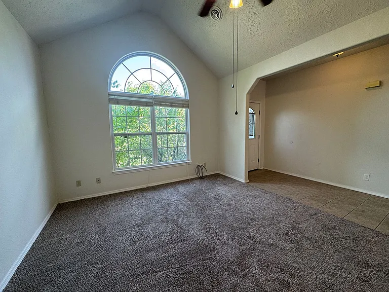 318 Carmel Valley Way — Photo 4
