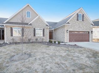58 Fox Hollow Dr, Metamora, MI 48455