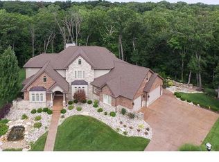 1153 Ironhorse Ct, Wentzville, MO 63385