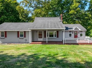 6916 Dewey Rd, Thompson, OH 44086