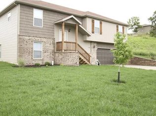 1400 S Minim Ct, Ozark, MO 65721