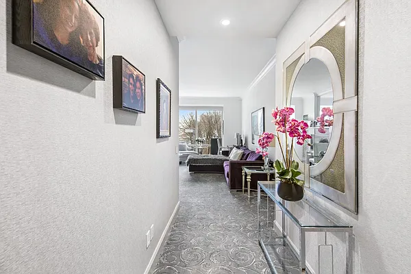 Rented by Compass | media 29