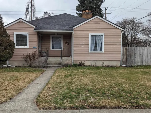 4127 N Cedar St, Spokane, WA 99205