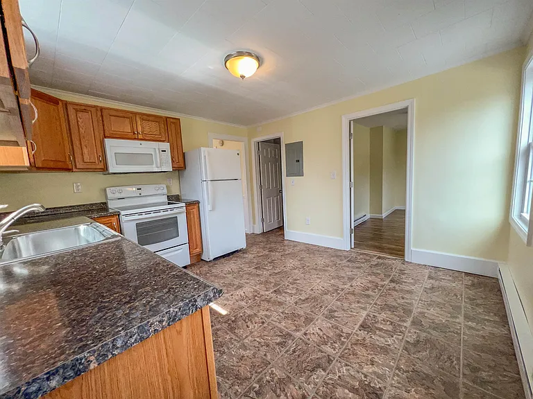 35 Keene Rd #A — Photo 9