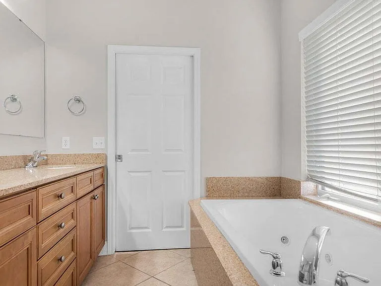 119 Beal Pkwy SE #203 — Photo 19