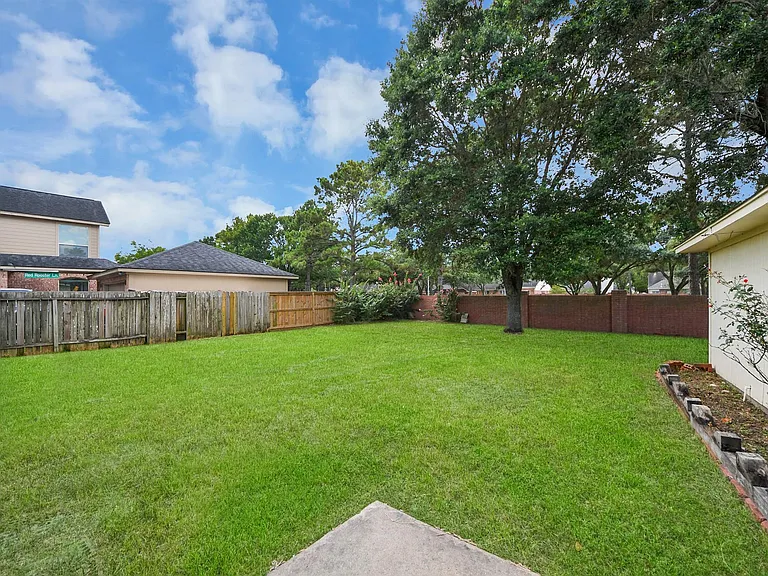 6314 Holly Canyon Ct — Photo 45