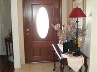 8518 Raviller Dr, Downey, CA 90240