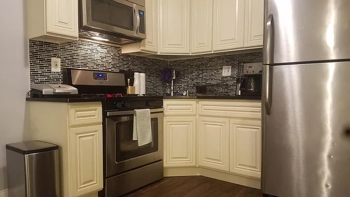 Rented by Oxford Property Group | media 36