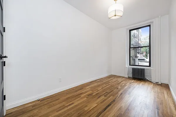 Rented by Bold New York | media 19