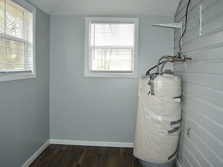 2010 Morgan Ave SW — Photo 14