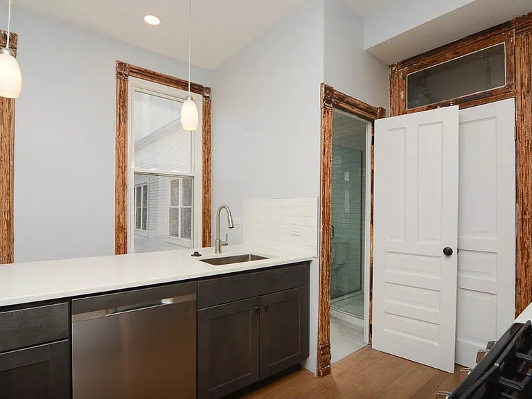 949 N Winchester Ave #2 — Photo 6