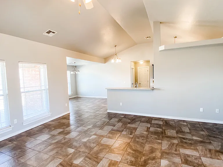 3116 White Tail Dr — Photo 5
