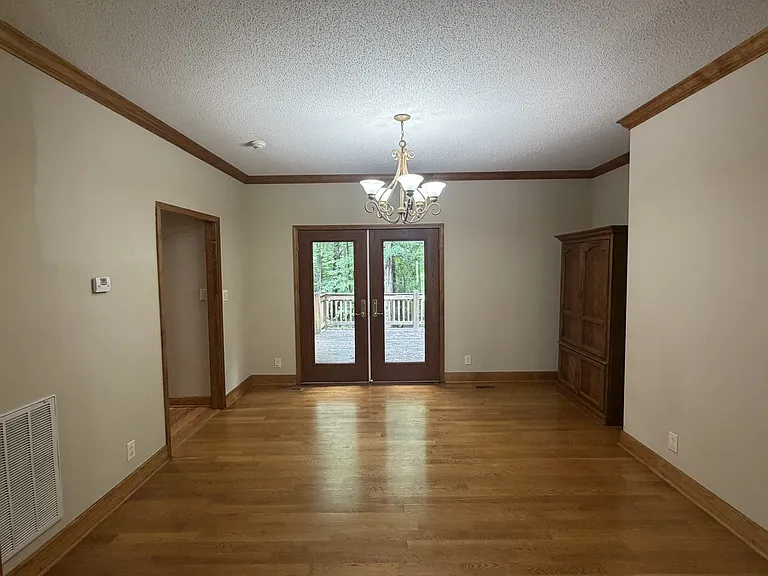 179 Stone Edge Dr — Photo 4