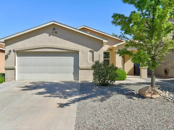 2223 Montevine Ave SE, Rio Rancho, NM 87124