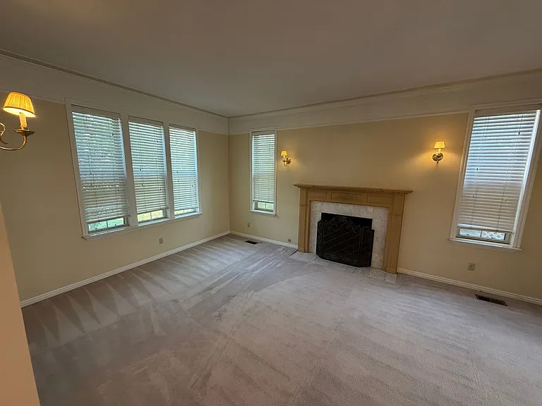 479 S Palisade Dr — Photo 48