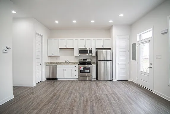 Breeze Hill by JBG Rentals — Photo 29