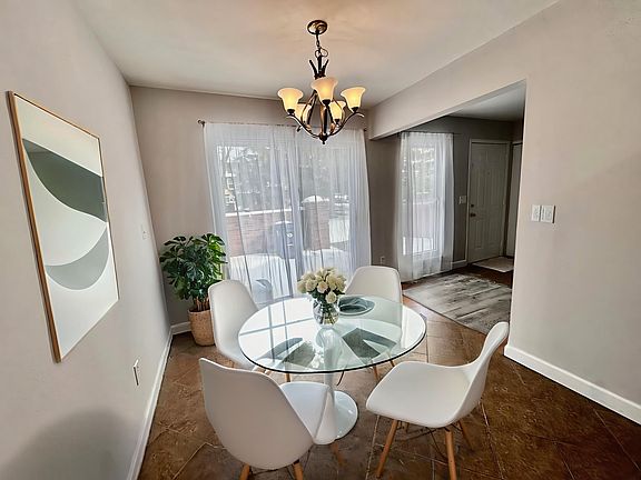 5th image of 41070 Southwind Dr