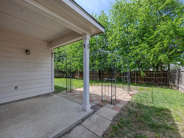 789 Kingfisher Ln — Photo 22