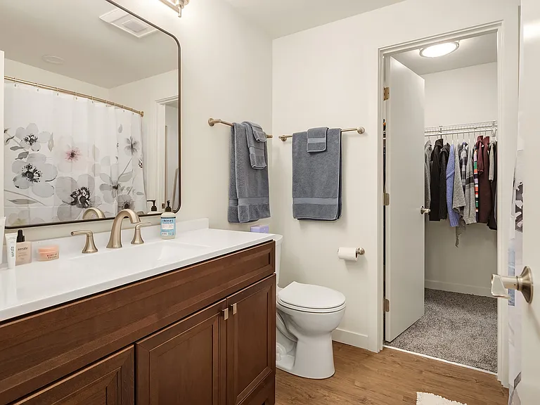 Wildwood Apartment Homes — Photo 9