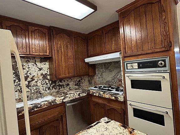 4th image of 3112 S Durango Ave APT 3