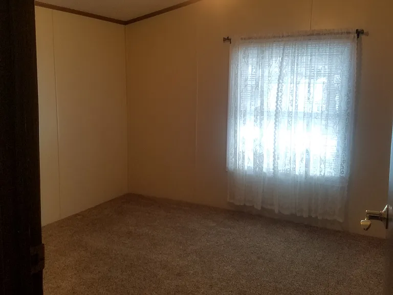 11734 Harp Rd — Photo 2
