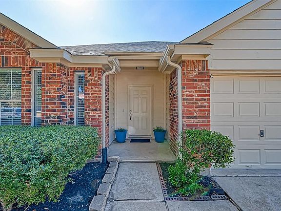4th image of 8418 Woodland Knoll Ln