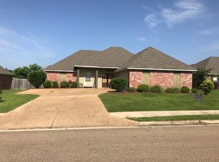 111 Millhouse Dr, Madison, MS 39110