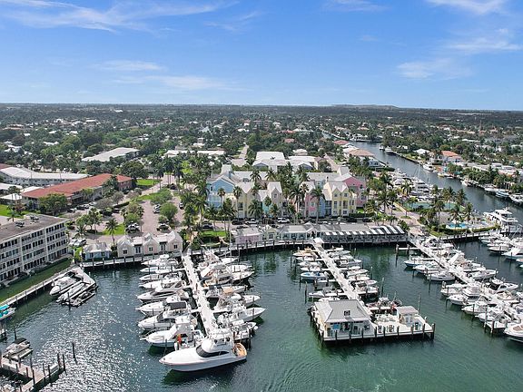 4th image of 2870 Marina Circle