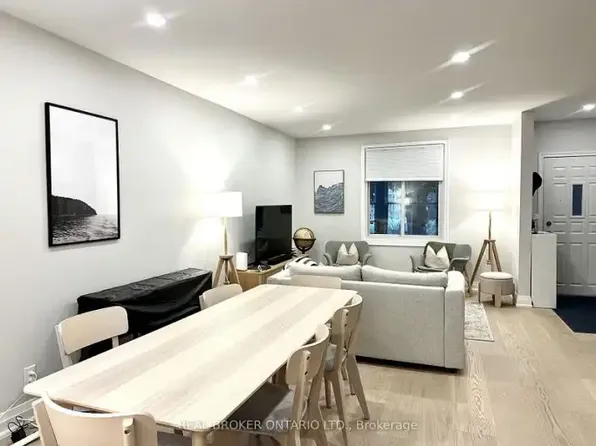 149 Wheeler Ave #1A, Toronto, ON M4L 3V5