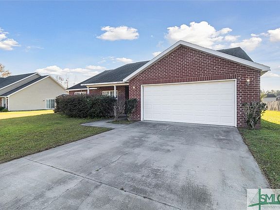 3rd image of 108 Ashley Lane NE