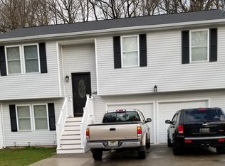 66 Hazel St, Woonsocket, RI 02895