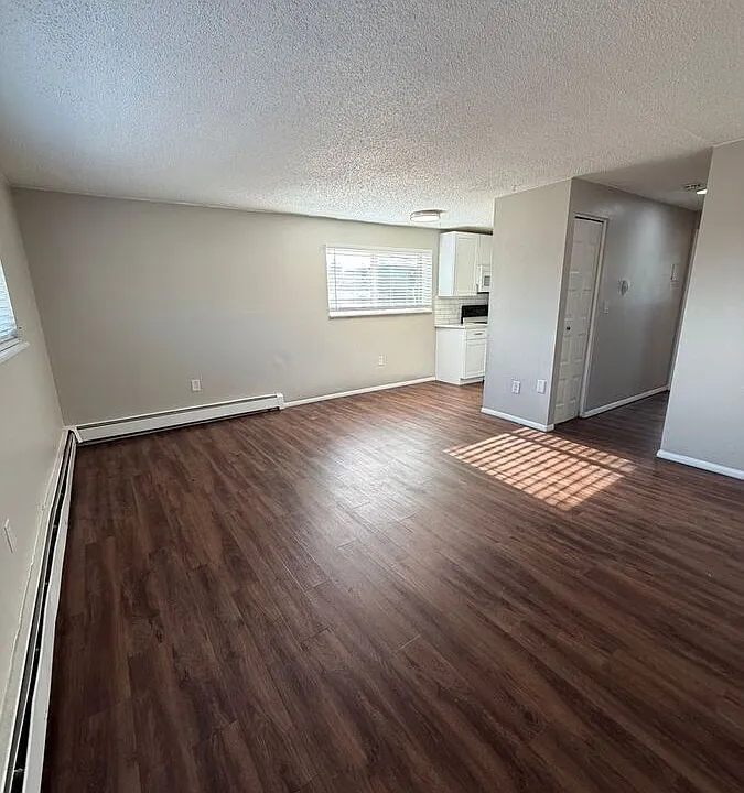 1065 Saulsbury St #101