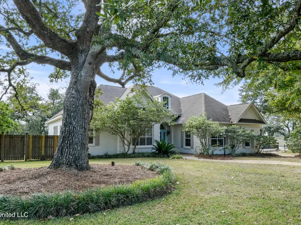 9163 Scenic River Dr, Biloxi, MS 39532