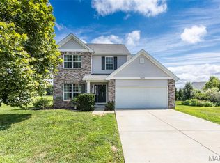5604 Cedar Bend Dr, Wood River, IL 62095