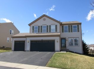 608 Spring Dr, Marengo, IL 60152