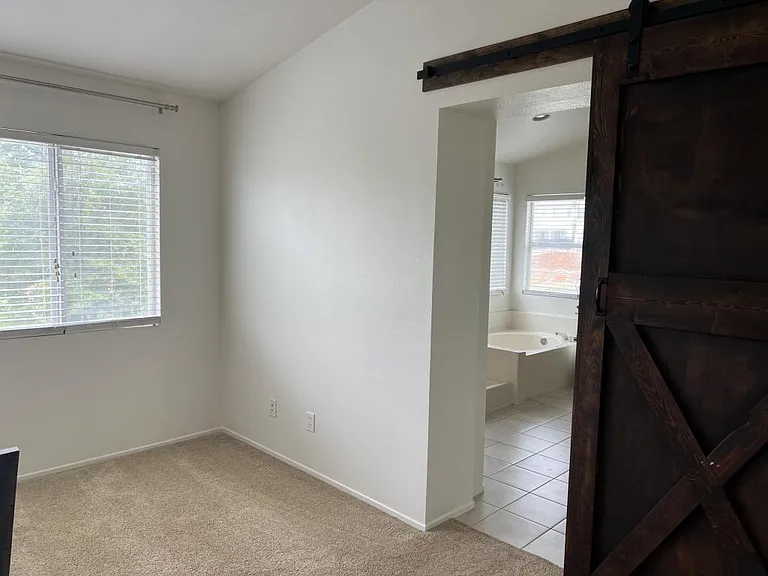 40125 Belvedere Ct — Photo 33