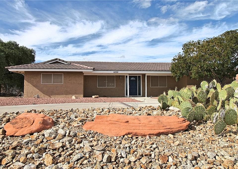 1st image of 6295 N Grand Canyon Dr