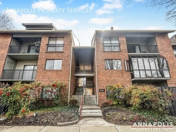 302 Hilltop Ln, Annapolis, MD