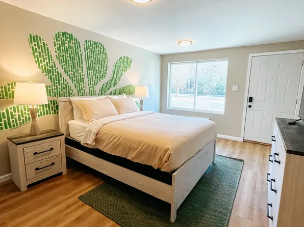 7052 E Lamar Alex Pkwy, Townsend, TN