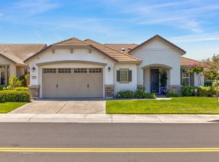 8000 Solomon Dr, Elk Grove, CA 95757