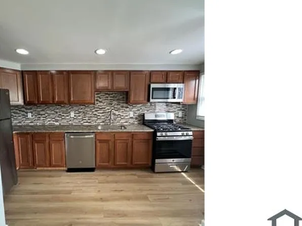 7800 Saint Boniface Ln, Dundalk, MD 21222