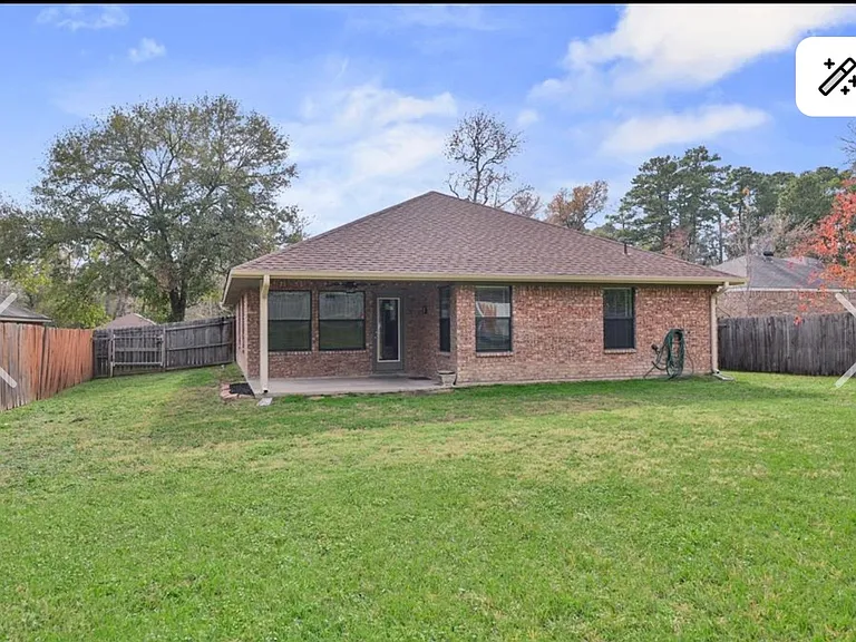 133 E Mosley Ln — Photo 7