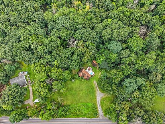 4th image of 1154 Trumbulls Corners Rd