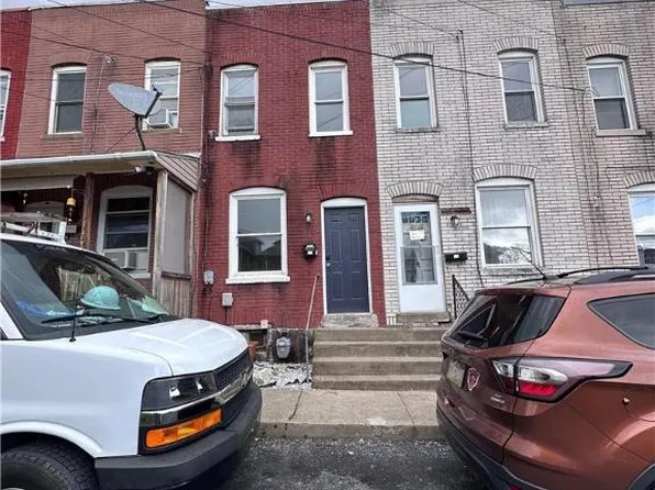 432 Schaffers Ct, Easton, PA 18042
