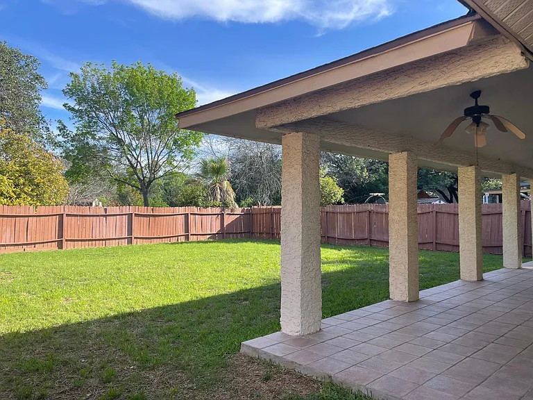 7011 Mary Todd Dr — Photo 28