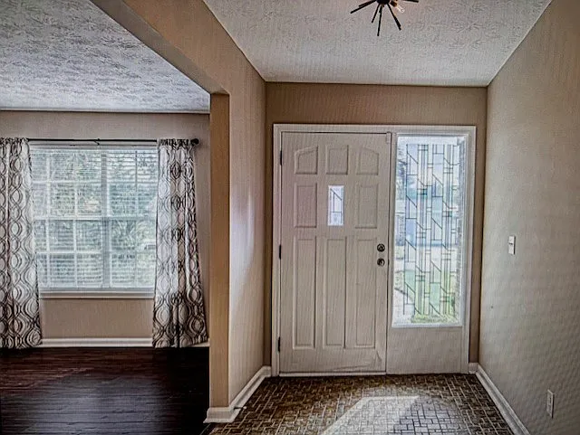 7339 Sandy Bluff Dr — Photo 7